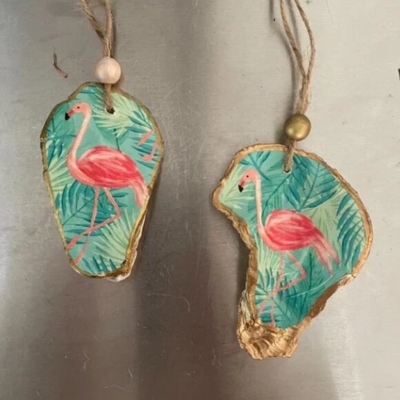 Oyster Shell Wine Bottle Topper or Tree Ornament - Picture 2 of 6